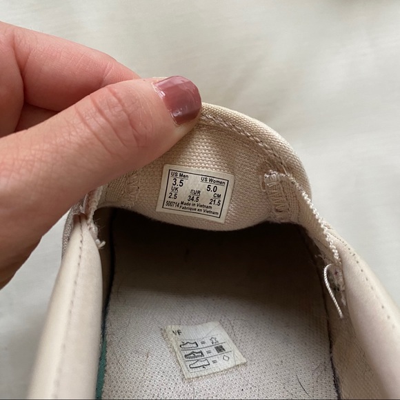 Vans White Leather Classic Slide Sneakers Size 5 - Picture 6 of 7